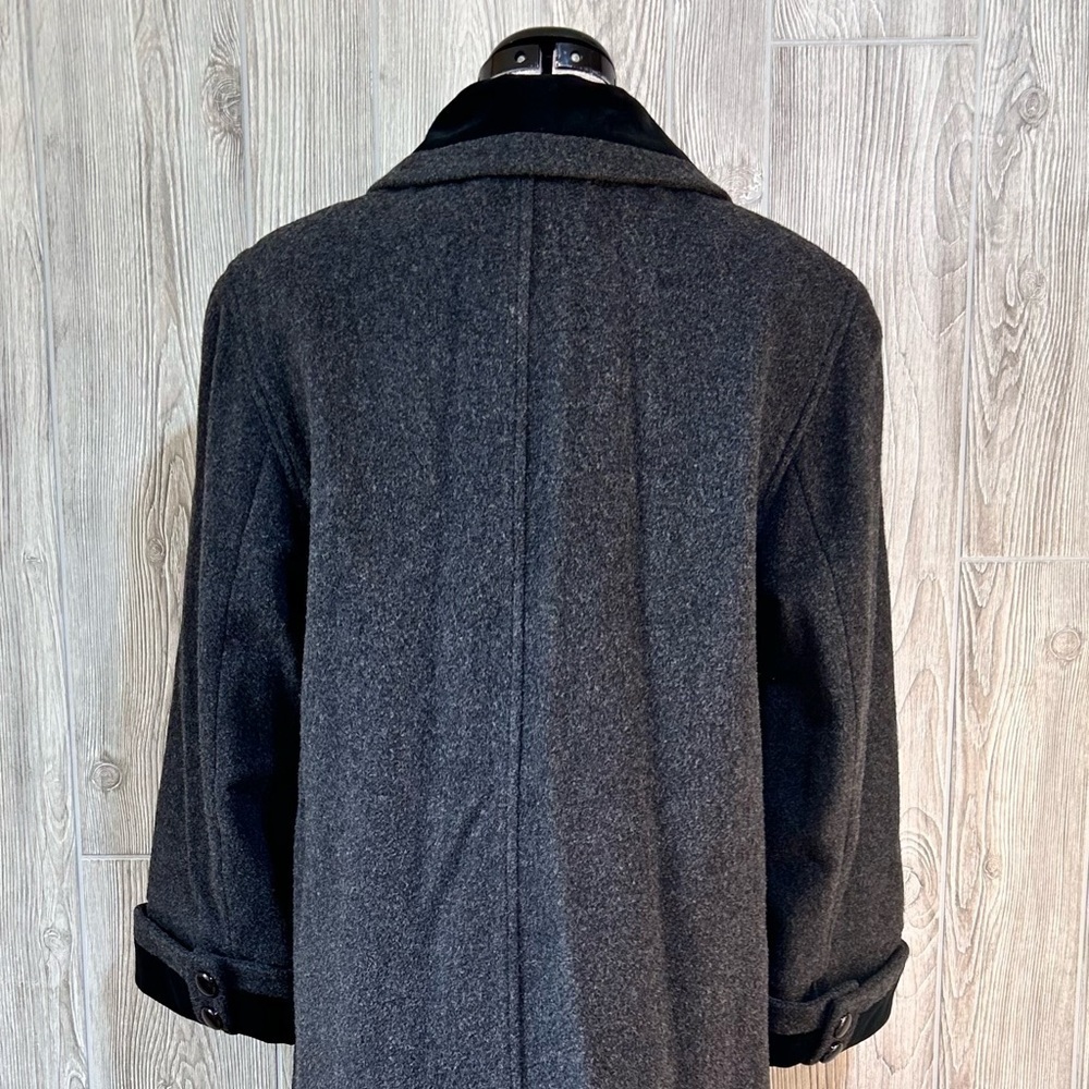 Vintage Mario de Pinto Wool Button Down Trench  Overcoat with Velvet Trim Large - Picture 10 of 16